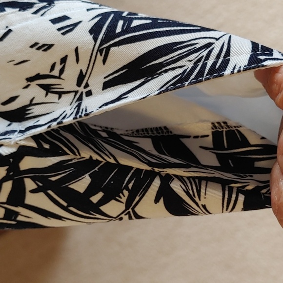 Cj Banks Black & White Tropical Print Jean Jacket Plus Size 2X - Picture 7 of 11